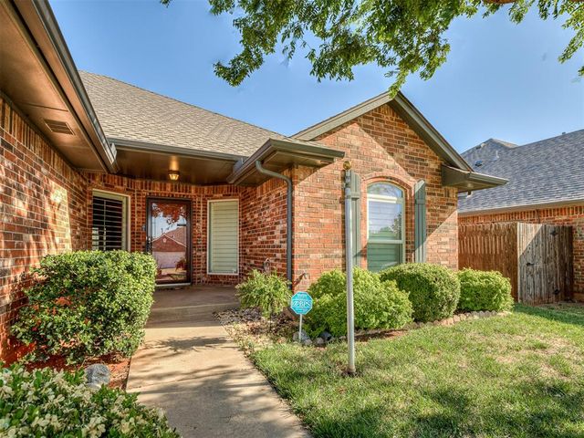 2805 NW 166th Street, Edmond, OK 73012