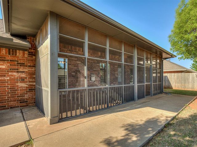 2805 NW 166th Street, Edmond, OK 73012