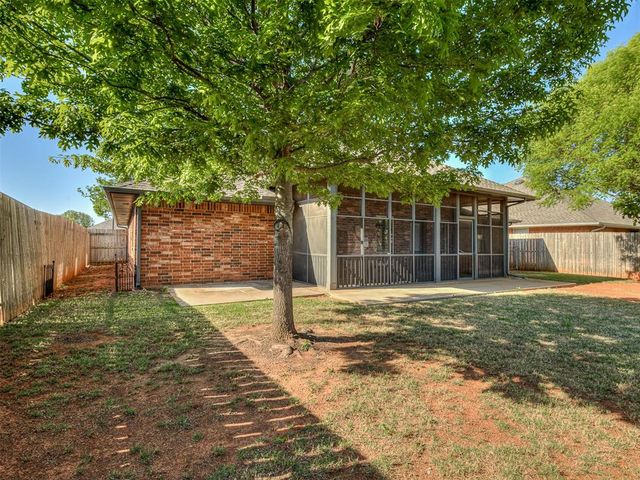 2805 NW 166th Street, Edmond, OK 73012