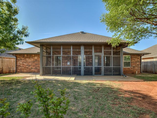 2805 NW 166th Street, Edmond, OK 73012