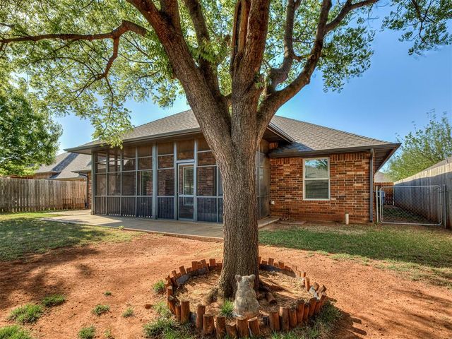 2805 NW 166th Street, Edmond, OK 73012