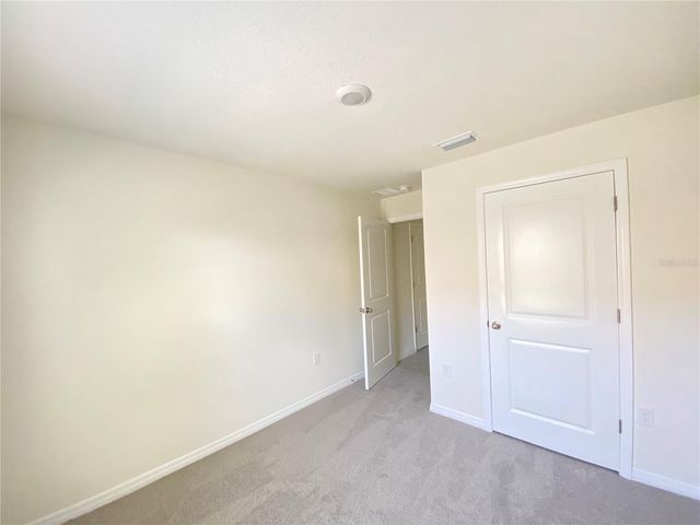 492 HICKORY COURSE LOOP, Ocala, FL 34472