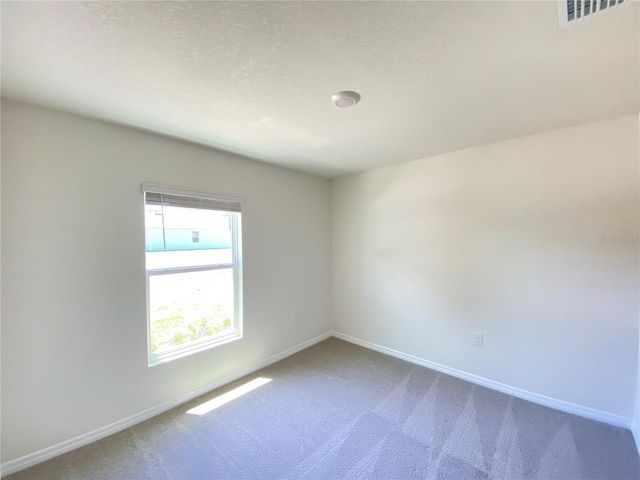 492 HICKORY COURSE LOOP, Ocala, FL 34472
