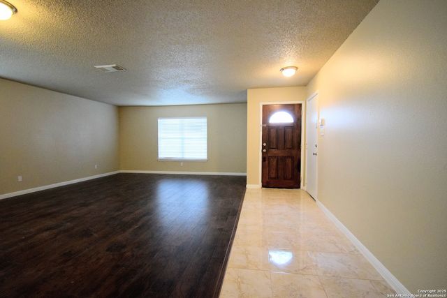 9127 VIA MIRADA, San Antonio, TX 78245