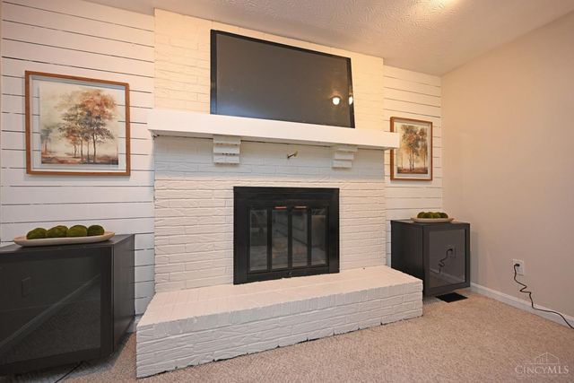 10174 Amberwood Court, West Chester, OH 45241