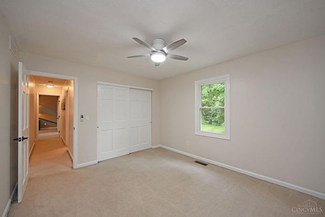 10174 Amberwood Court, West Chester, OH 45241
