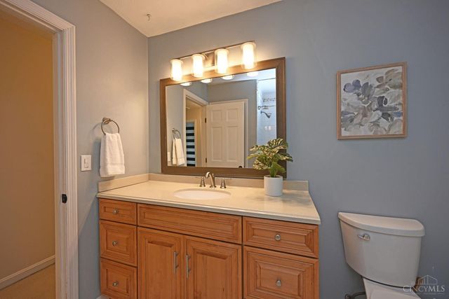 10174 Amberwood Court, West Chester, OH 45241