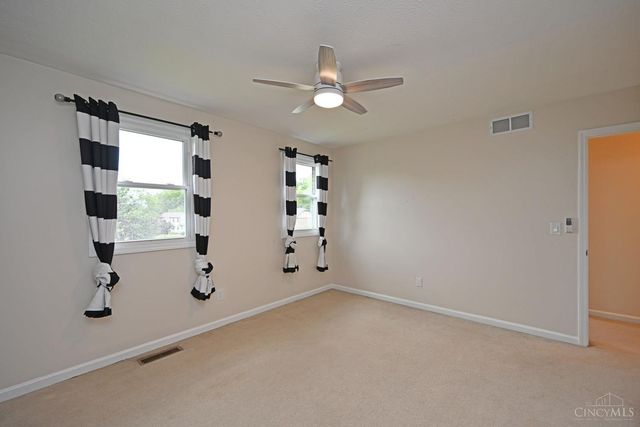 10174 Amberwood Court, West Chester, OH 45241