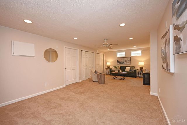 10174 Amberwood Court, West Chester, OH 45241