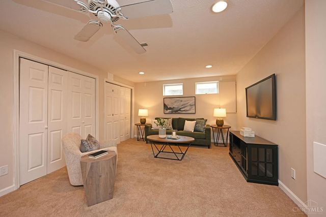10174 Amberwood Court, West Chester, OH 45241