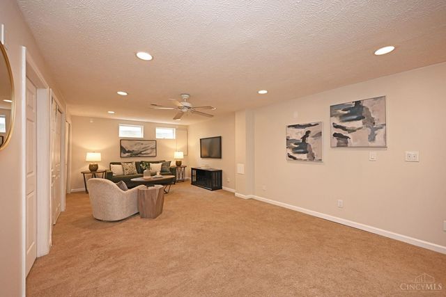 10174 Amberwood Court, West Chester, OH 45241