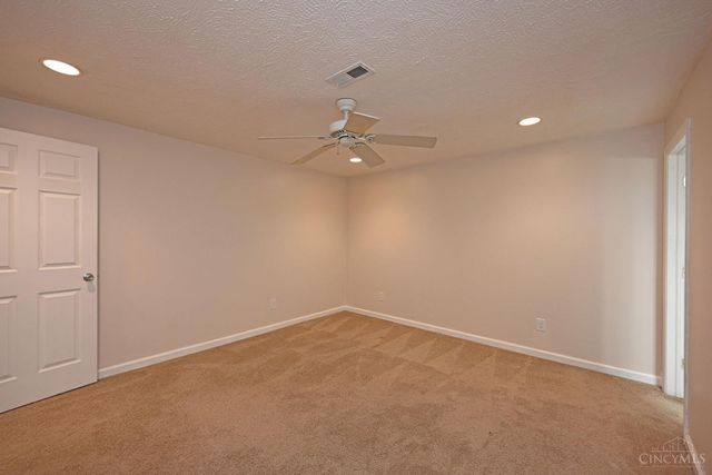 10174 Amberwood Court, West Chester, OH 45241