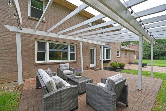 10174 Amberwood Court, West Chester, OH 45241