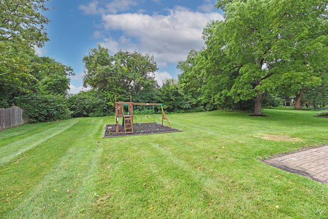10174 Amberwood Court, West Chester, OH 45241