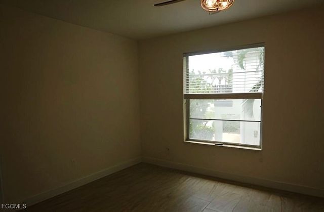 1242 Par View DR, Sanibel, FL 33957