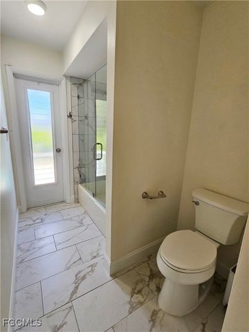 1242 Par View DR, Sanibel, FL 33957