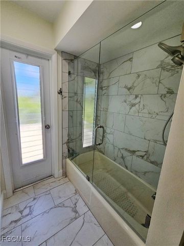 1242 Par View DR, Sanibel, FL 33957