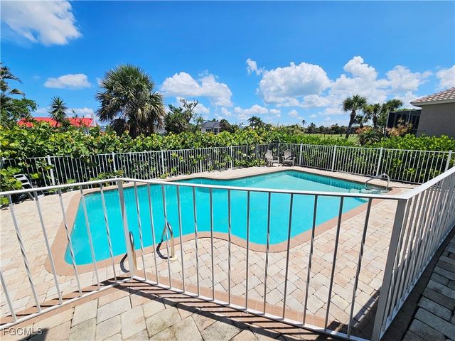 1242 Par View DR, Sanibel, FL 33957