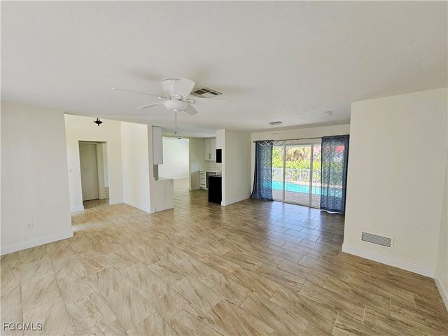 1242 Par View DR, Sanibel, FL 33957