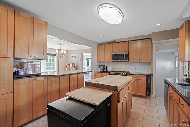164 Nelson Road, Scarsdale, NY 10583