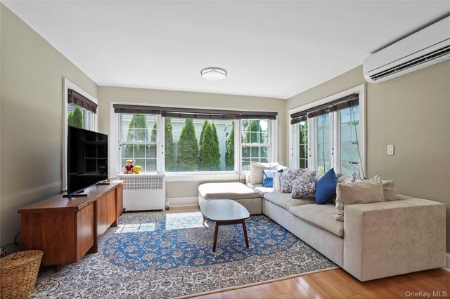 164 Nelson Road, Scarsdale, NY 10583