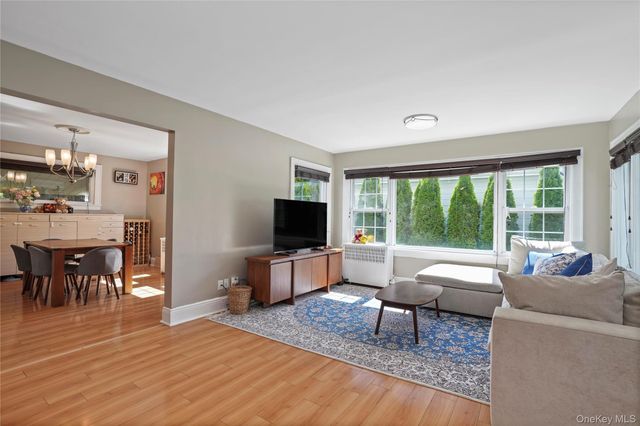 164 Nelson Road, Scarsdale, NY 10583