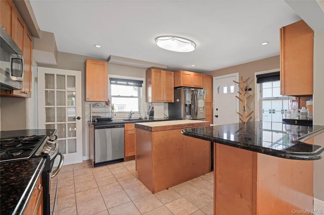 164 Nelson Road, Scarsdale, NY 10583