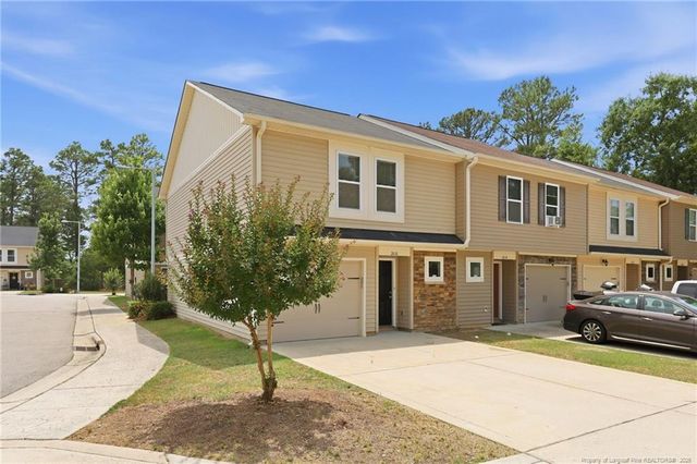 2636 Middle Branch Bend, Fayetteville, NC 28304