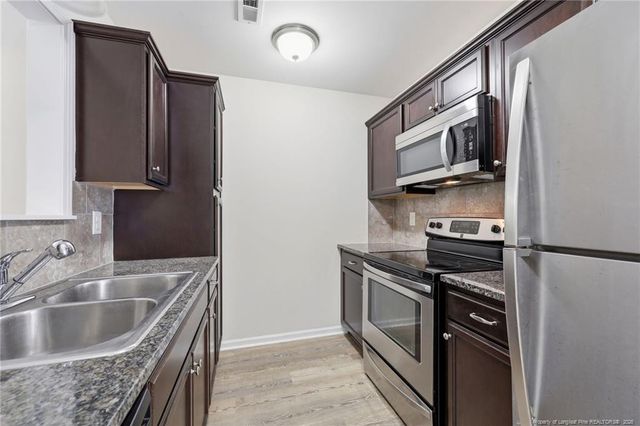 2636 Middle Branch Bend, Fayetteville, NC 28304