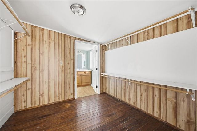 504 N Little Victoria Road, Woodstock, GA 30189