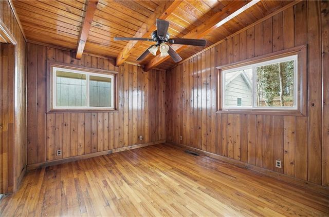 504 N Little Victoria Road, Woodstock, GA 30189