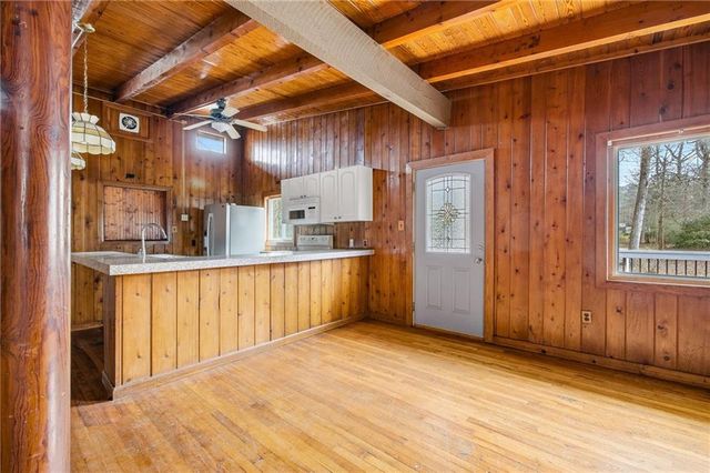 504 N Little Victoria Road, Woodstock, GA 30189