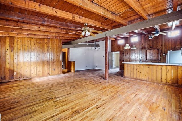 504 N Little Victoria Road, Woodstock, GA 30189