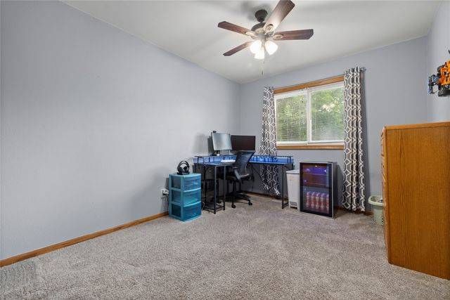 711 SE Dolan Drive, Grimes, IA 50111