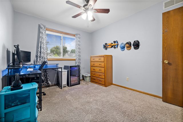 711 SE Dolan Drive, Grimes, IA 50111