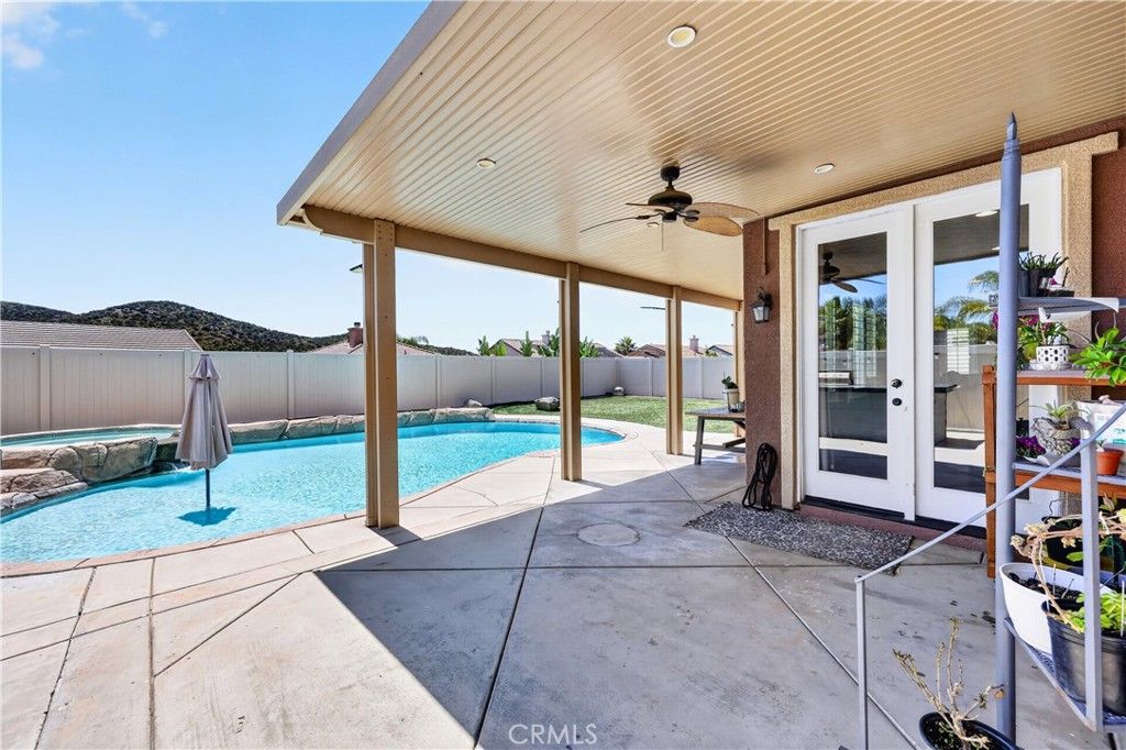 Image 55 of property listing at 27708 Carlton Oaks Street, Murrieta, CA 92562