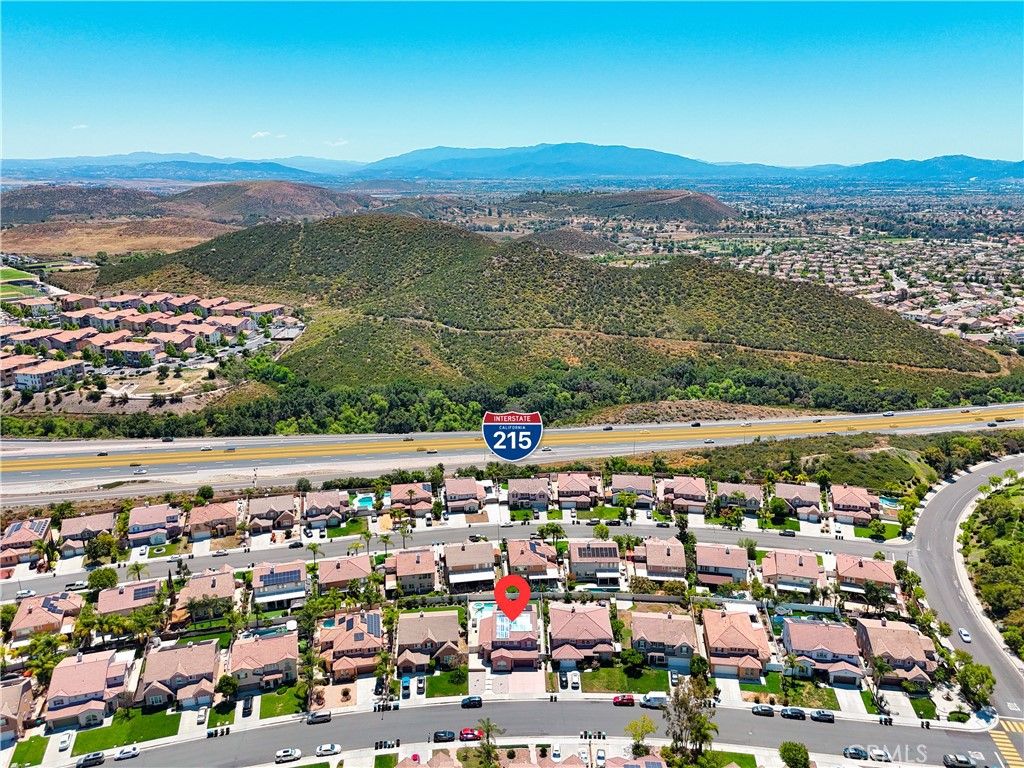 Image 65 of property listing at 27708 Carlton Oaks Street, Murrieta, CA 92562
