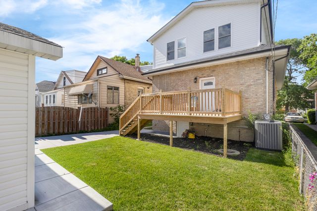 5029 W Windsor Avenue, Chicago, IL 60630