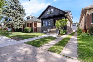 5029 W Windsor Avenue, Chicago, IL 60630