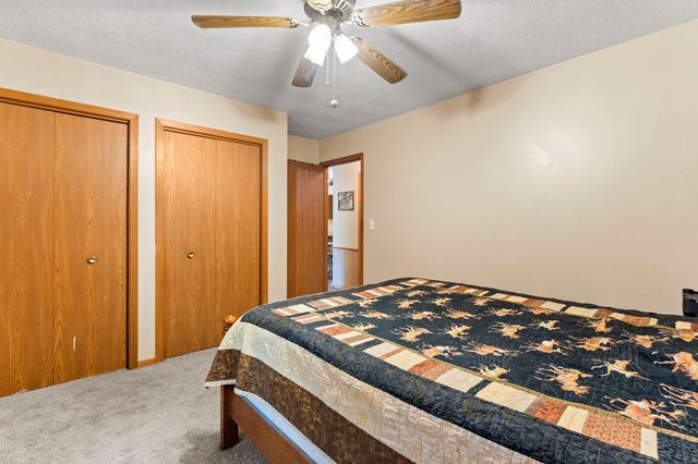 33165 Heather Street NW, Cambridge, MN 55008