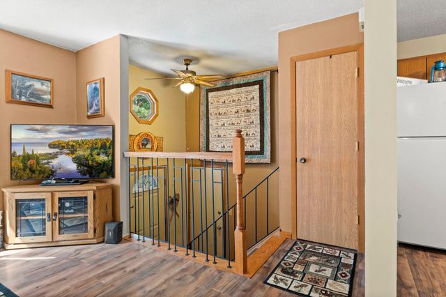 33165 Heather Street NW, Cambridge, MN 55008