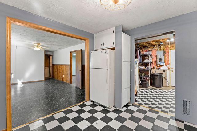 33165 Heather Street NW, Cambridge, MN 55008