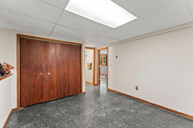 33165 Heather Street NW, Cambridge, MN 55008
