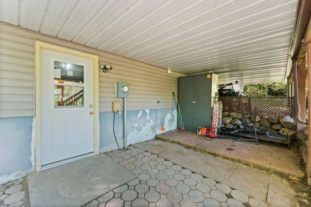 33165 Heather Street NW, Cambridge, MN 55008