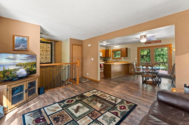 33165 Heather Street NW, Cambridge, MN 55008