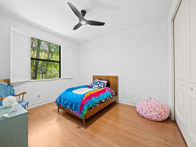 10800 Blue Palm Street, Plantation, FL 33324