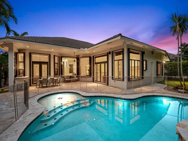 10800 Blue Palm Street, Plantation, FL 33324