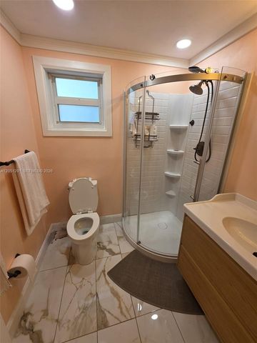 2418 Scott St, Hollywood, FL 33020