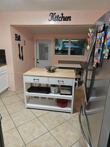 2418 Scott St, Hollywood, FL 33020