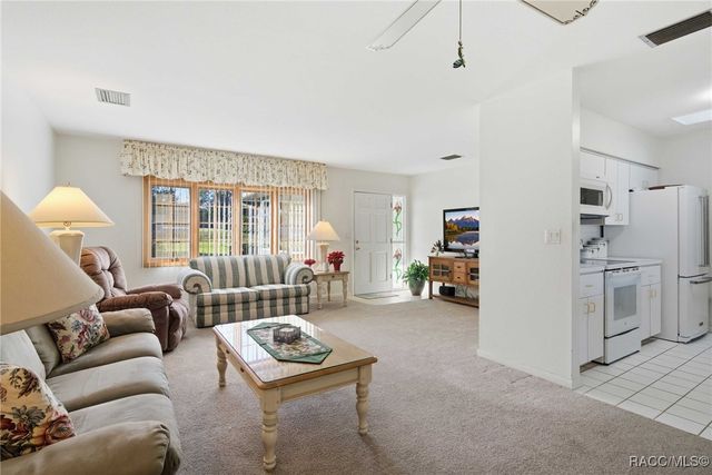 8709 E Sandpiper Drive, Inverness, FL 34450